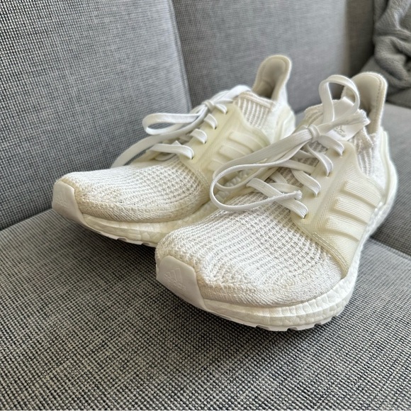 Adidas Ultra Boost 19 Sneakers Shoes Triple White Lace Up Slip On Size 7 Men’s - Picture 3 of 10